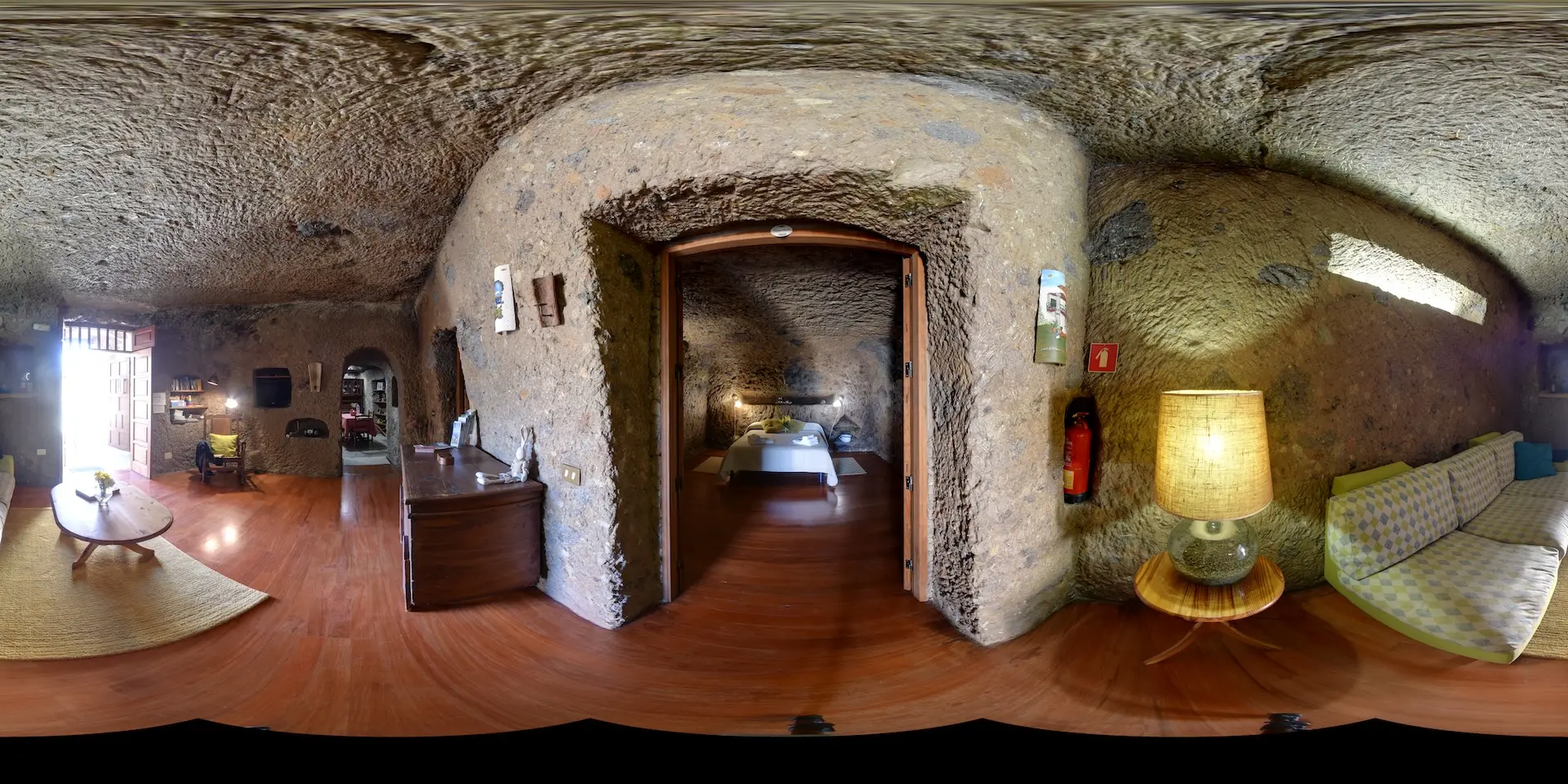 (ES) Escapadas románticas a las casas rurales de Artenara