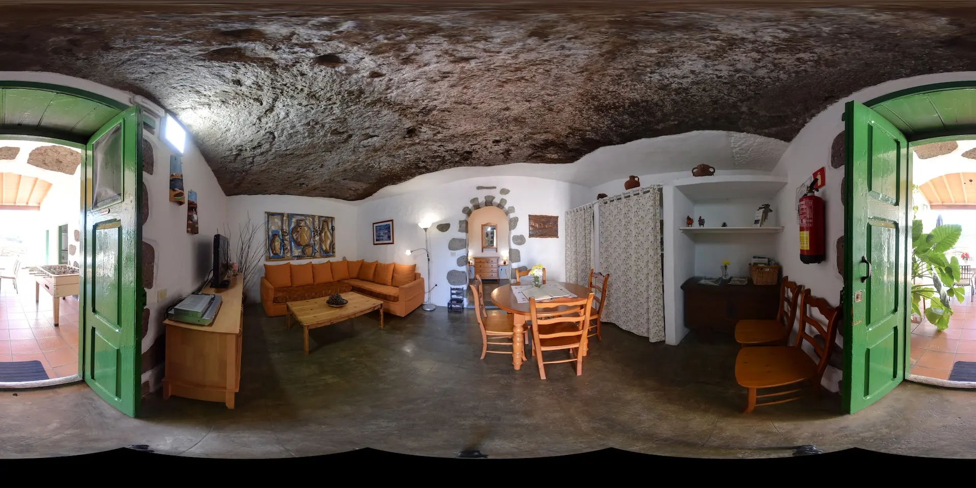 (ES) Disfruta de la paz y belleza de las casas cueva en Gran Canaria